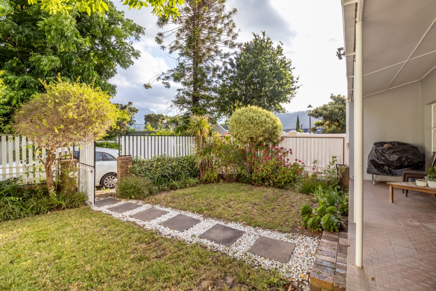 2 Bedroom Property for Sale in Franschhoek Western Cape